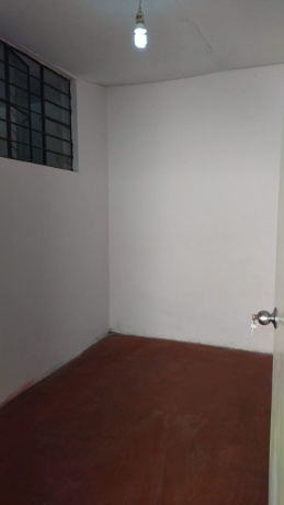 Jiron Tiahuanaco 1748, Zárate, 5 Bedrooms Bedrooms, ,Casa,En Venta,1129