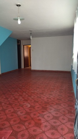 Jiron Tiahuanaco 1748, Zárate, 5 Bedrooms Bedrooms, ,Casa,En Venta,1129